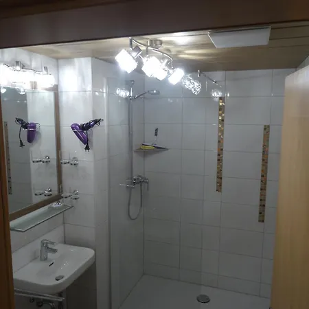 Gaestehaus Erika - Chiemgau Karte Apartament
