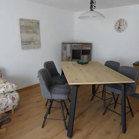 Gaestehaus Erika - Chiemgau Karte Apartament